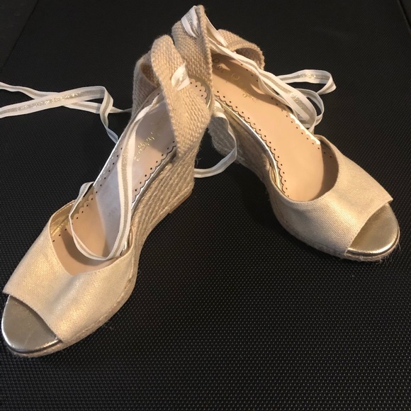 EUC Lilly wedges - Picture 2 of 5